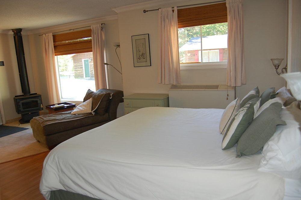 Glenview Cottages ซูเซนต์มารี ภายนอก รูปภาพ